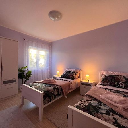 Apartman Breza Σίμπενικ Εξωτερικό φωτογραφία