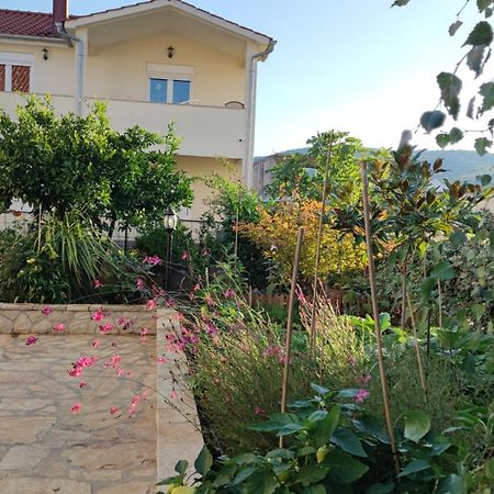 Apartman Breza Σίμπενικ Εξωτερικό φωτογραφία