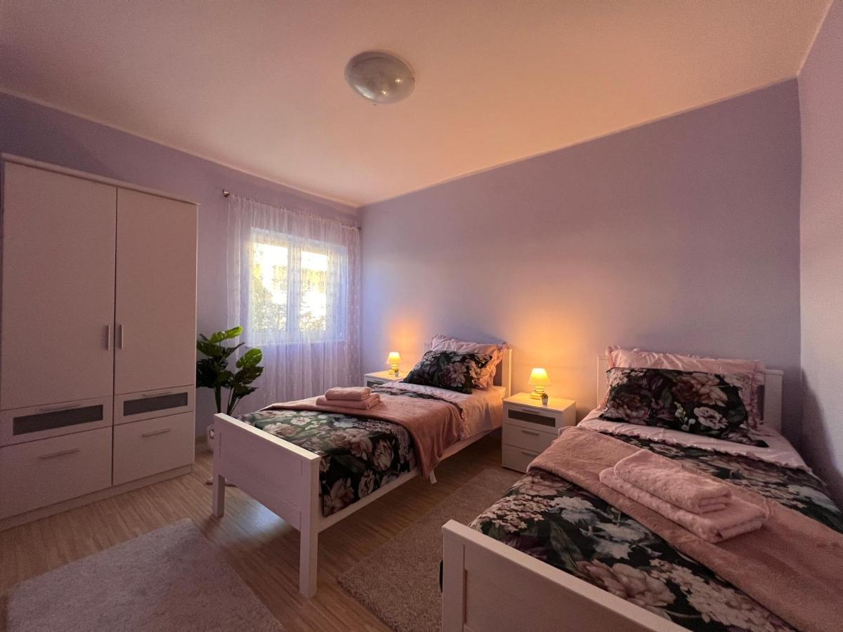 Apartman Breza Σίμπενικ Εξωτερικό φωτογραφία